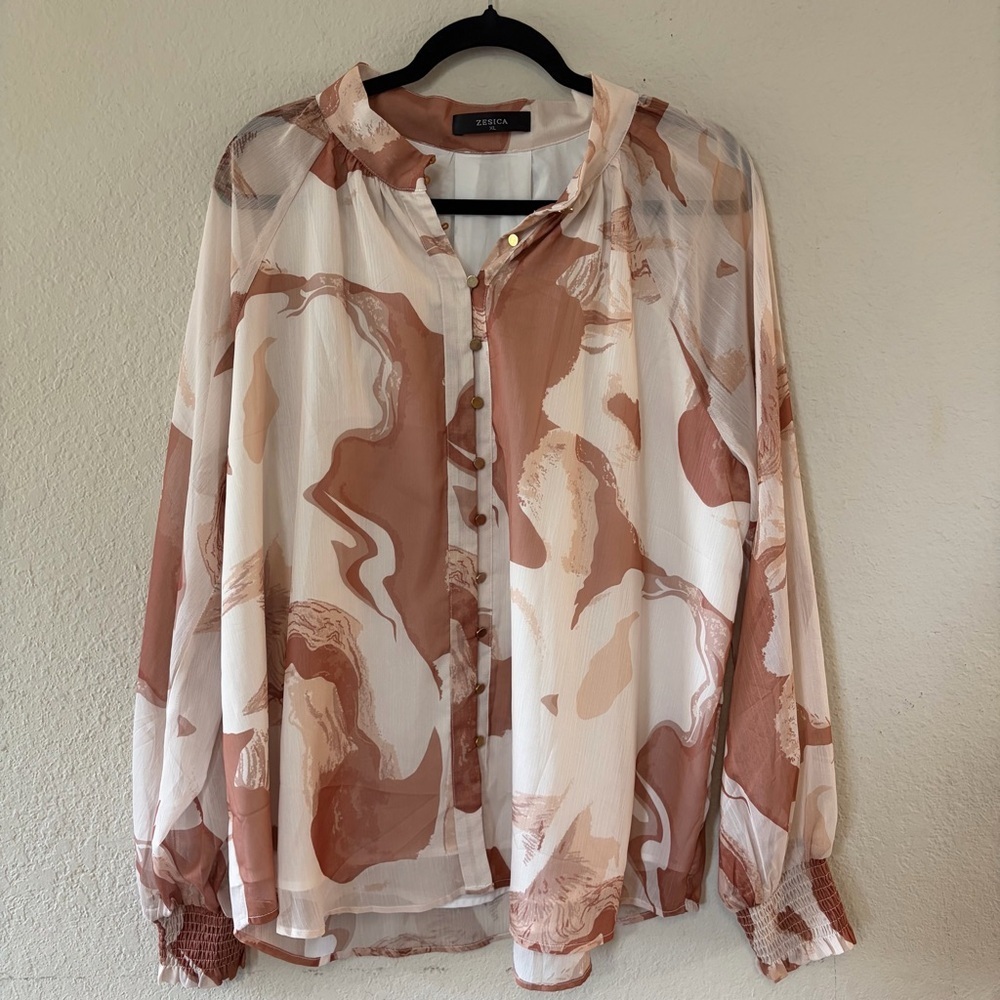 Zesica woman’s Cream & Brown Marble-Print Button Down Blouse size XL office